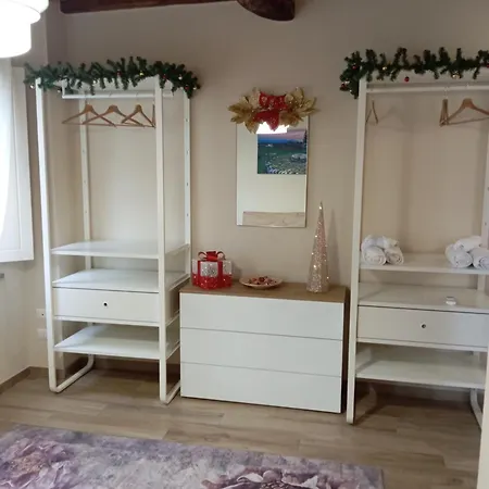 Monolocale Pellegrinilittlehouse Lukka