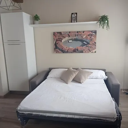 Monolocale Pellegrinilittlehouse * Lucca